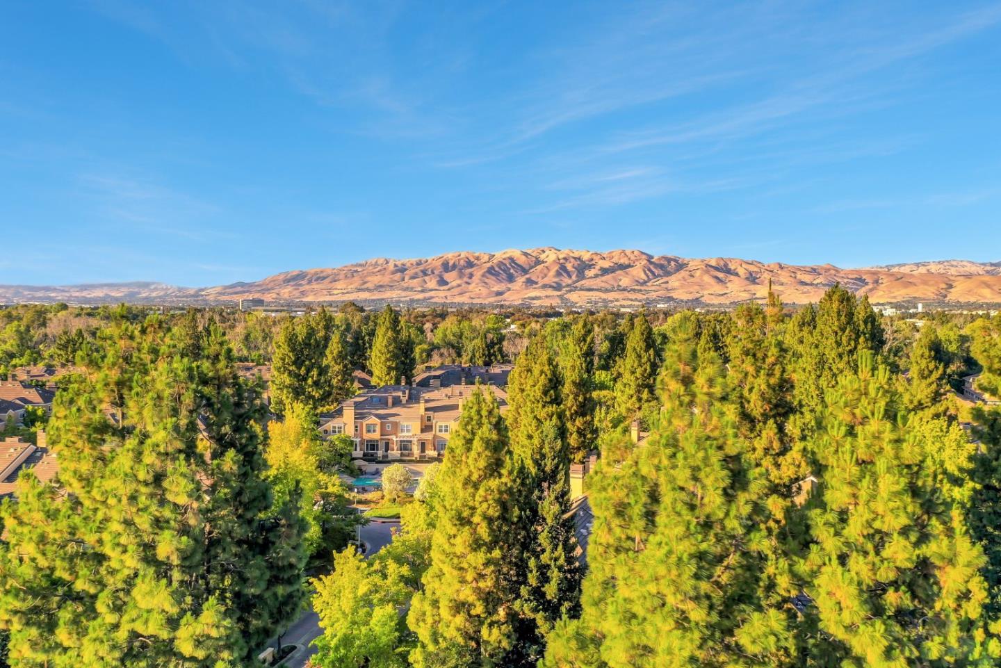 Detail Gallery Image 43 of 46 For 418 Galleria Dr #10,  San Jose,  CA 95134 - 3 Beds | 3 Baths