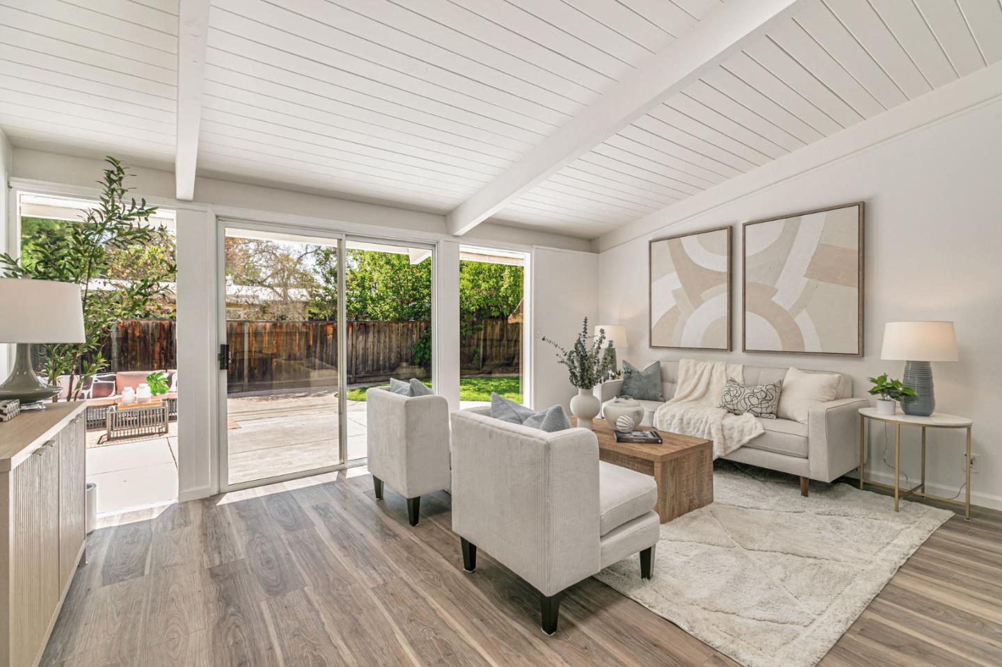 Detail Gallery Image 11 of 39 For 3845 Corina Way, Palo Alto,  CA 94303 - 3 Beds | 2 Baths