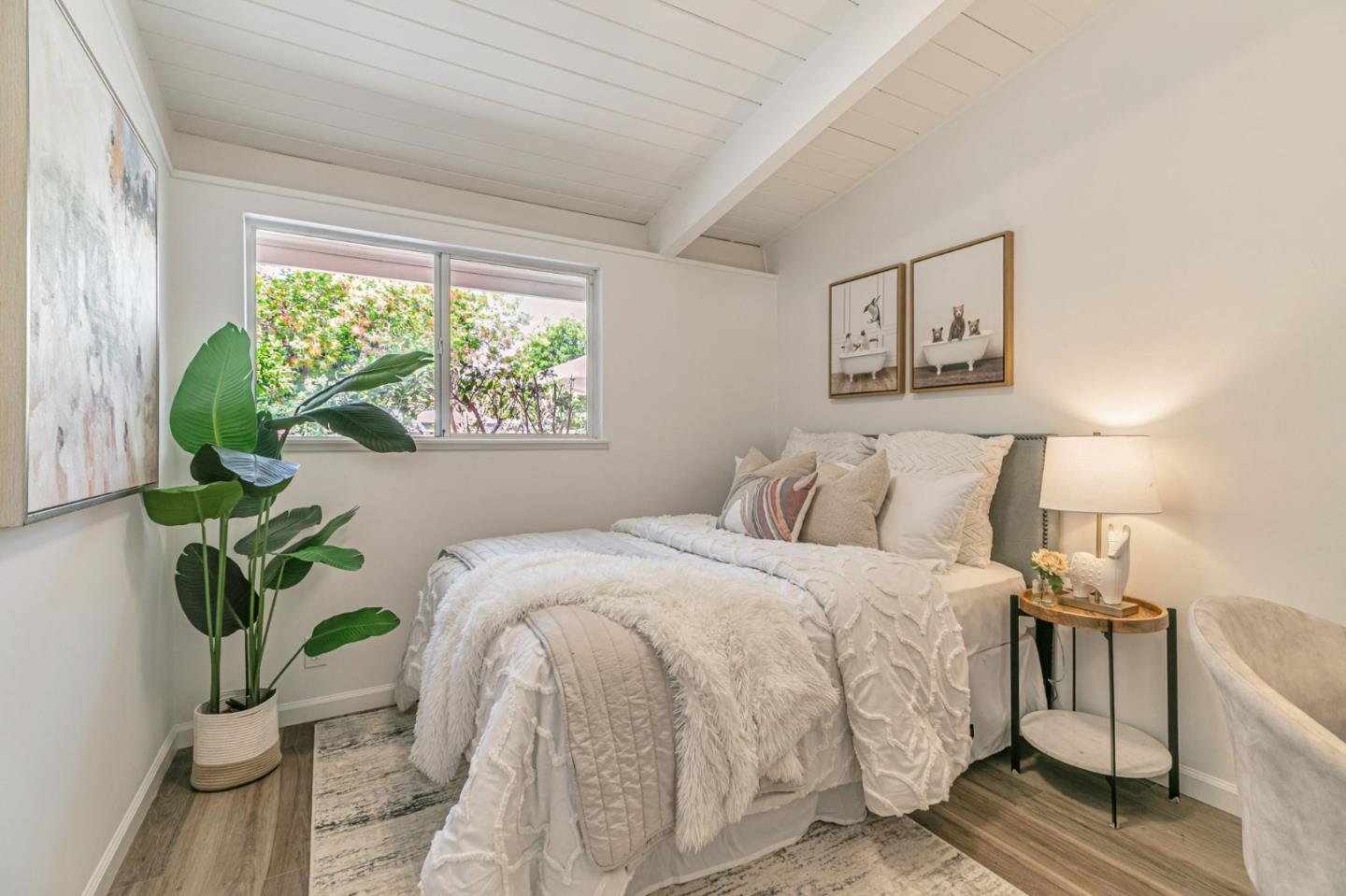 Detail Gallery Image 25 of 39 For 3845 Corina Way, Palo Alto,  CA 94303 - 3 Beds | 2 Baths