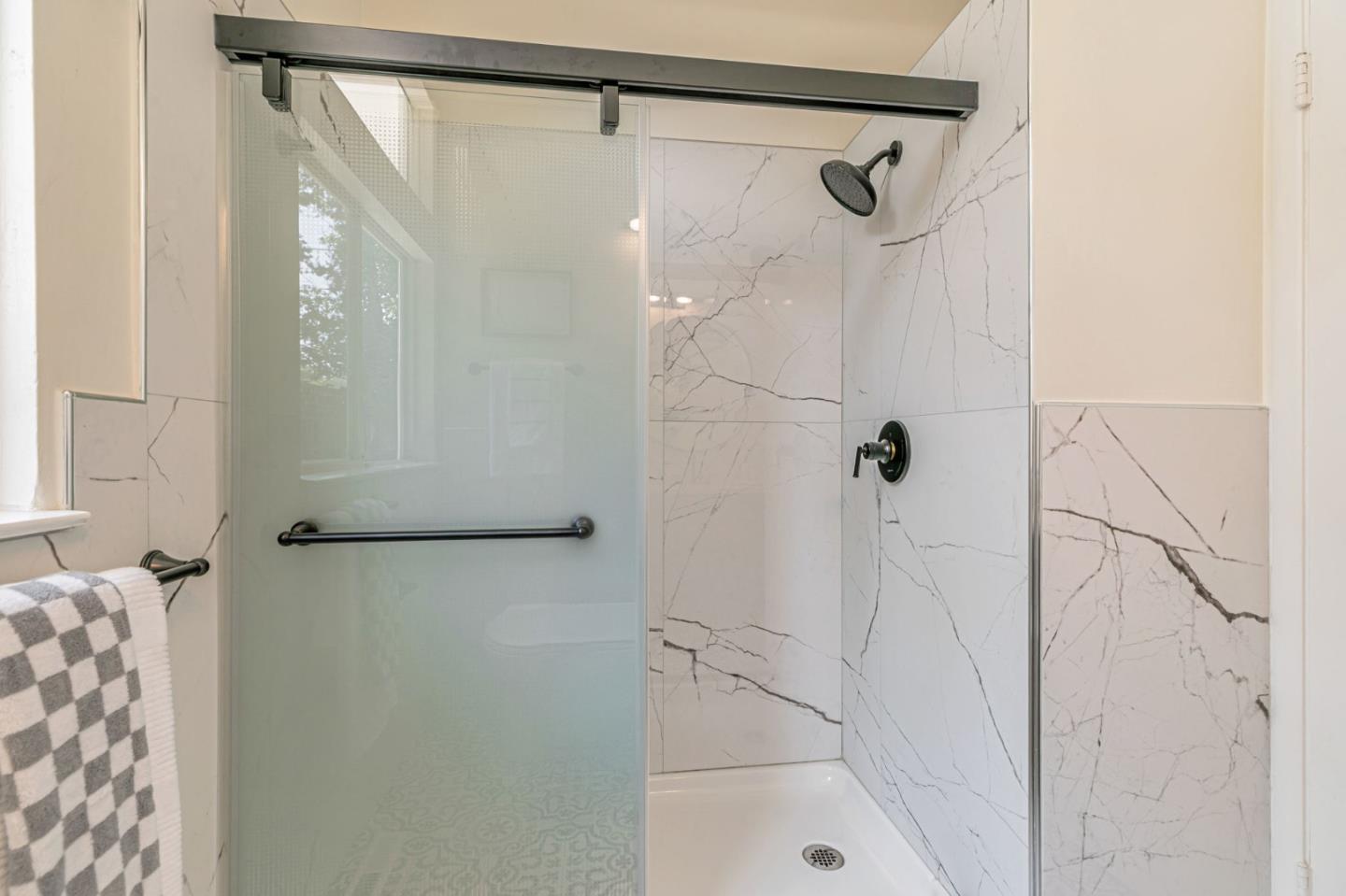 Detail Gallery Image 34 of 39 For 3845 Corina Way, Palo Alto,  CA 94303 - 3 Beds | 2 Baths