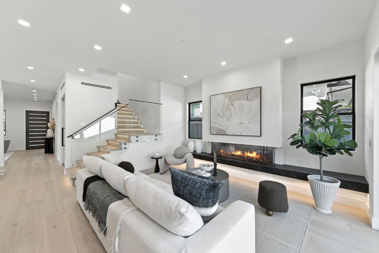 Detail Gallery Image 15 of 49 For 125 15th Ave, San Mateo,  CA 94402 - 5 Beds | 4 Baths