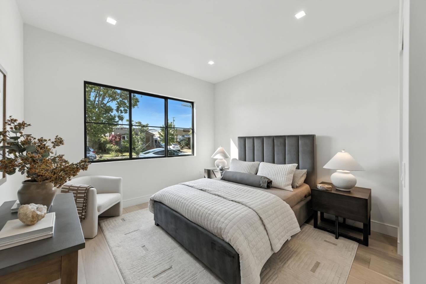 Detail Gallery Image 22 of 49 For 125 15th Ave, San Mateo,  CA 94402 - 5 Beds | 4 Baths