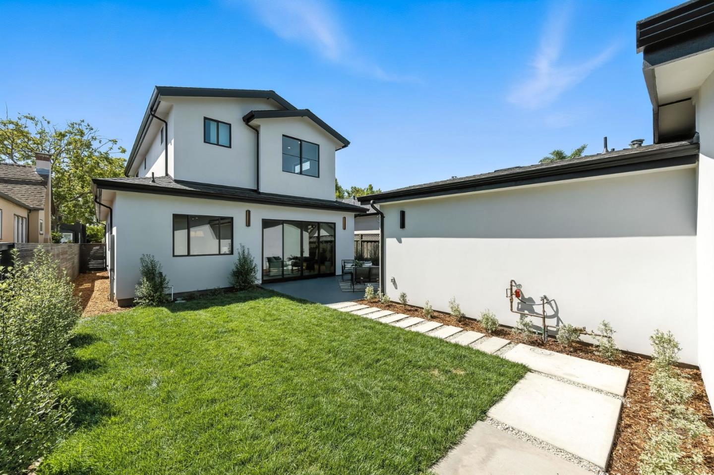 Detail Gallery Image 34 of 49 For 125 15th Ave, San Mateo,  CA 94402 - 5 Beds | 4 Baths