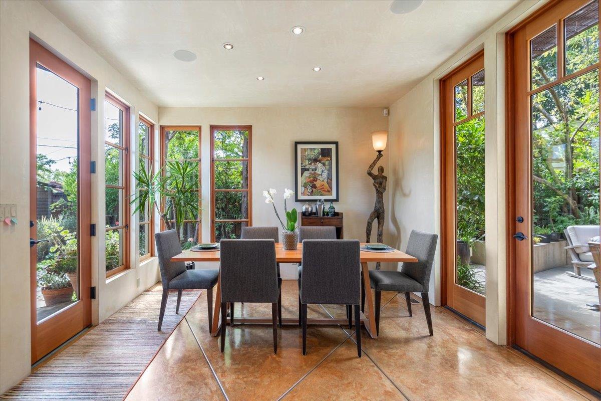 Detail Gallery Image 10 of 45 For 705 University Ave, Los Altos,  CA 94022 - 3 Beds | 3/1 Baths