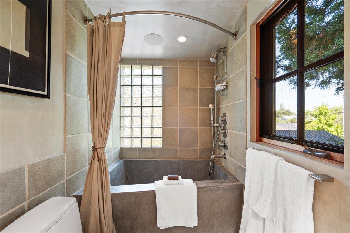 Detail Gallery Image 50 of 52 For 705 University Ave, Los Altos,  CA 94022 - 3 Beds | 3/1 Baths