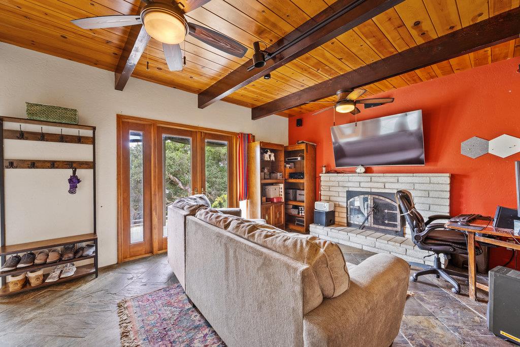 Detail Gallery Image 17 of 29 For 37 Vista Dr, Salinas,  CA 93907 - 3 Beds | 2 Baths