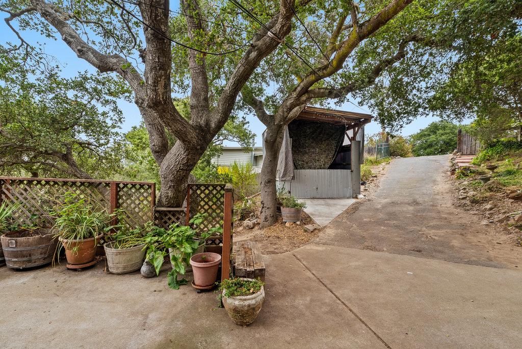 Detail Gallery Image 4 of 29 For 37 Vista Dr, Salinas,  CA 93907 - 3 Beds | 2 Baths