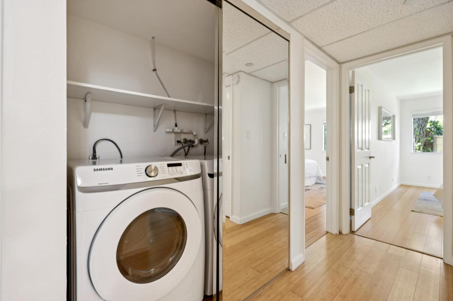 Detail Gallery Image 20 of 24 For 226 W Edith Ave #13,  Los Altos,  CA 94022 - 2 Beds | 1/1 Baths