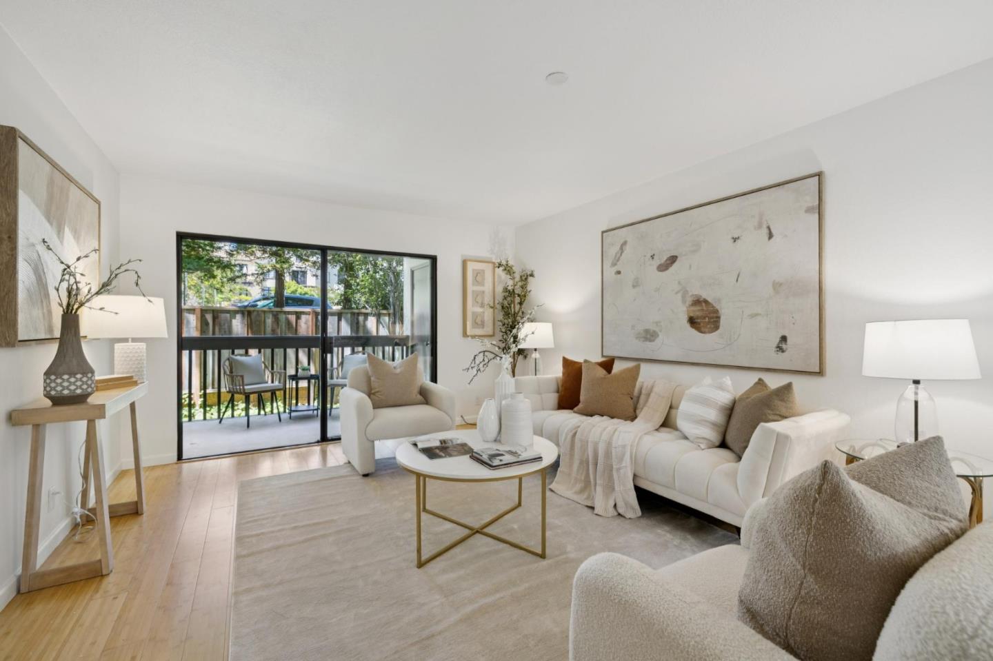 Detail Gallery Image 7 of 24 For 226 W Edith Ave #13,  Los Altos,  CA 94022 - 2 Beds | 1/1 Baths