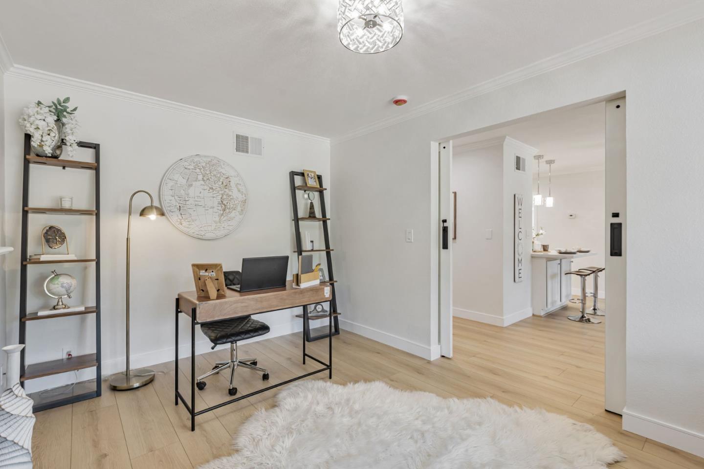 Detail Gallery Image 13 of 39 For 402 S Mary Ave, Sunnyvale,  CA 94086 - 3 Beds | 1/1 Baths