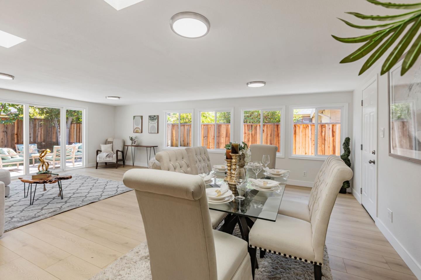 Detail Gallery Image 18 of 39 For 402 S Mary Ave, Sunnyvale,  CA 94086 - 3 Beds | 1/1 Baths
