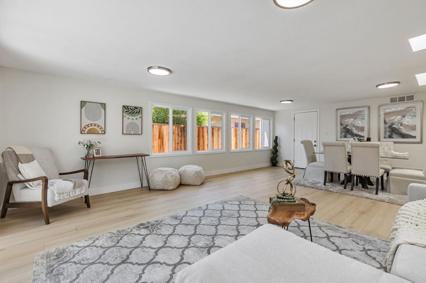 Detail Gallery Image 23 of 39 For 402 S Mary Ave, Sunnyvale,  CA 94086 - 3 Beds | 1/1 Baths