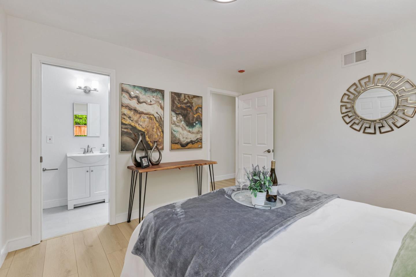 Detail Gallery Image 31 of 39 For 402 S Mary Ave, Sunnyvale,  CA 94086 - 3 Beds | 1/1 Baths