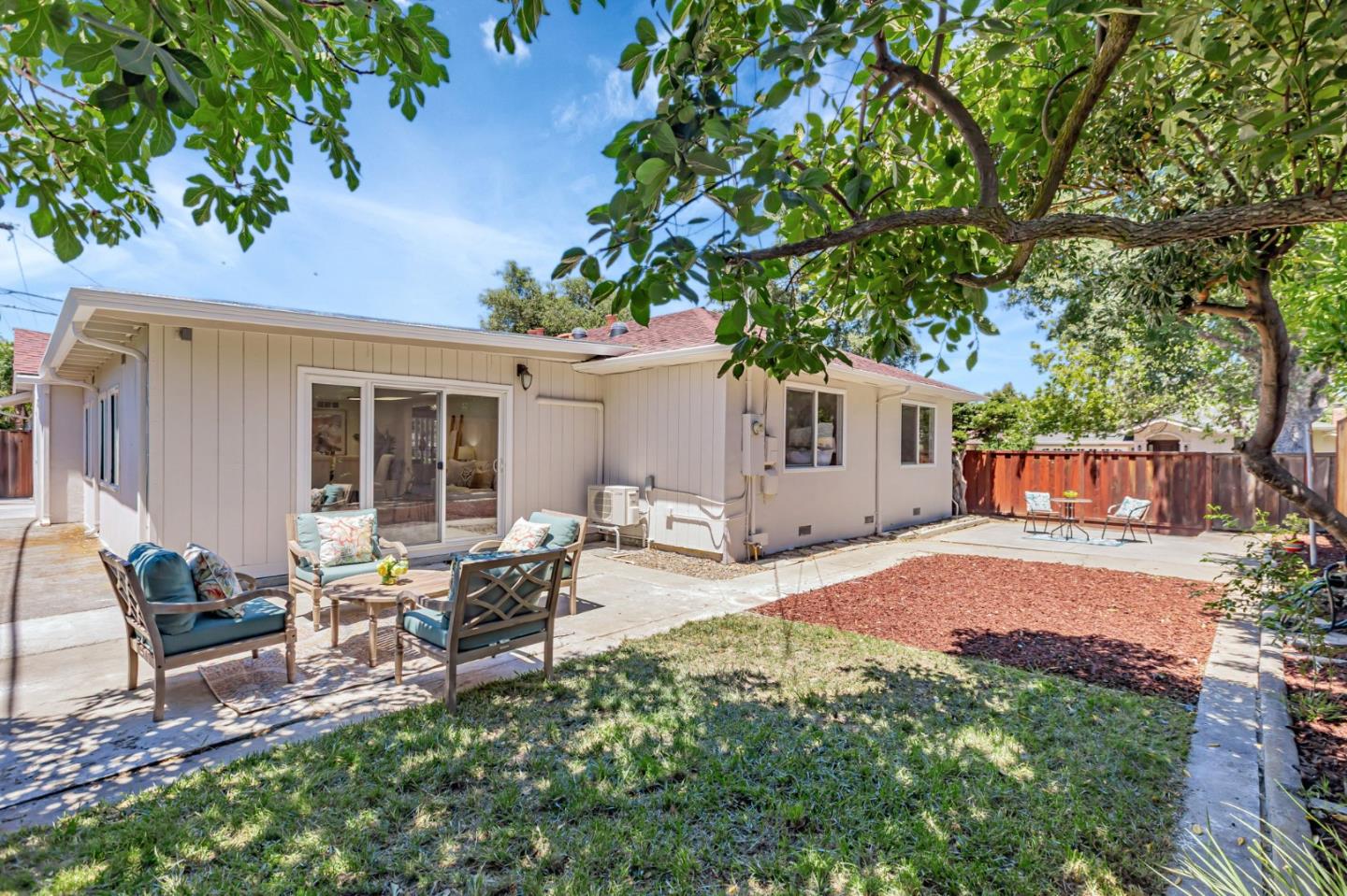 Detail Gallery Image 35 of 39 For 402 S Mary Ave, Sunnyvale,  CA 94086 - 3 Beds | 1/1 Baths