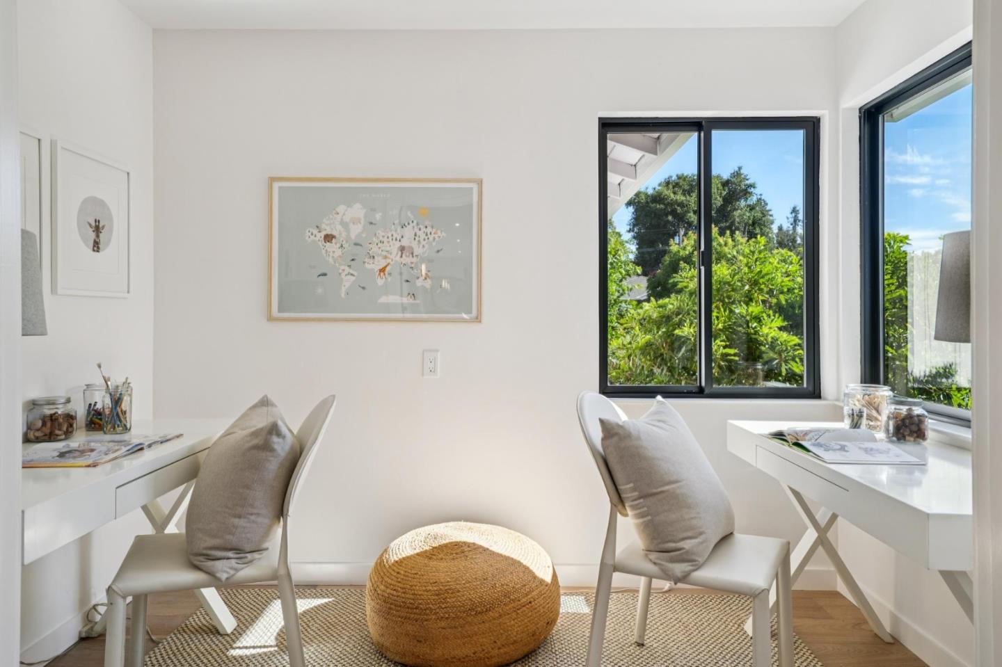Detail Gallery Image 10 of 58 For 1671 Ben Roe Dr, Los Altos,  CA 94024 - 6 Beds | 4/1 Baths
