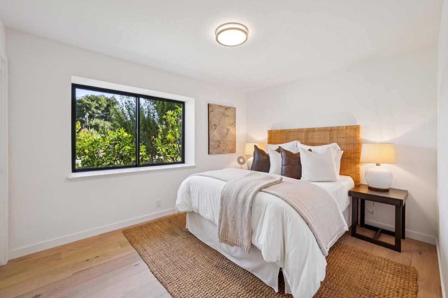 Detail Gallery Image 29 of 58 For 1671 Ben Roe Dr, Los Altos,  CA 94024 - 6 Beds | 4/1 Baths