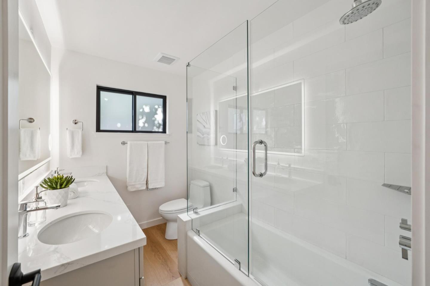 Detail Gallery Image 31 of 58 For 1671 Ben Roe Dr, Los Altos,  CA 94024 - 6 Beds | 4/1 Baths
