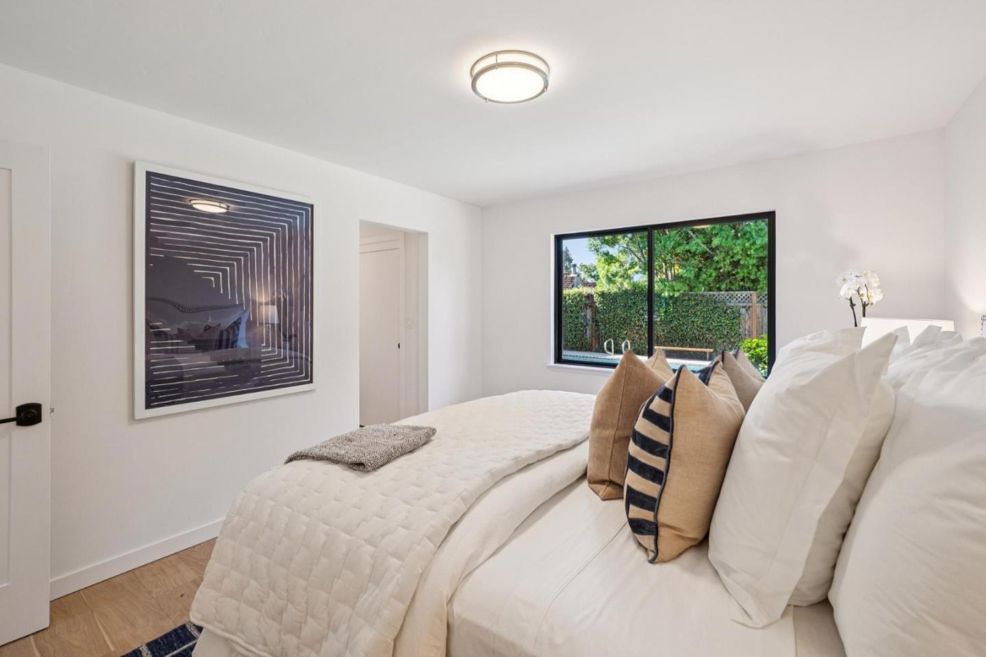 Detail Gallery Image 34 of 58 For 1671 Ben Roe Dr, Los Altos,  CA 94024 - 6 Beds | 4/1 Baths