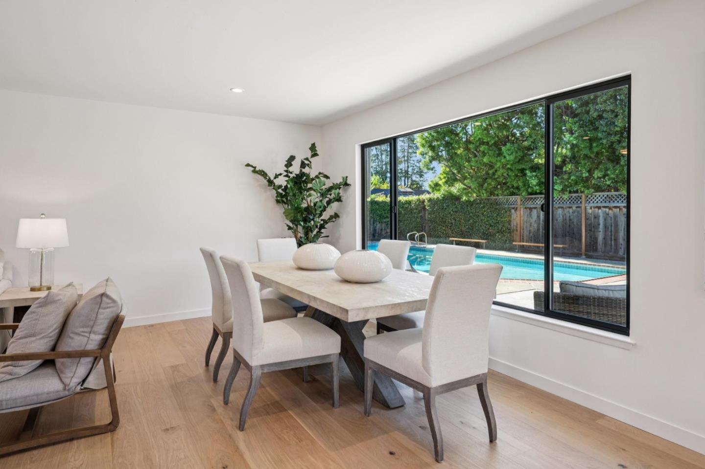 Detail Gallery Image 5 of 58 For 1671 Ben Roe Dr, Los Altos,  CA 94024 - 6 Beds | 4/1 Baths