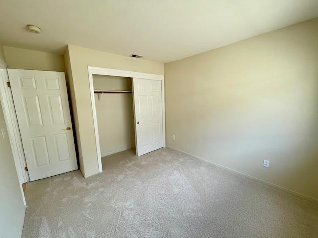 Detail Gallery Image 25 of 36 For 112 Concord Cir, Mountain View,  CA 94040 - 3 Beds | 3 Baths