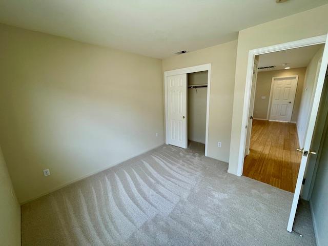 Detail Gallery Image 27 of 36 For 112 Concord Cir, Mountain View,  CA 94040 - 3 Beds | 3 Baths