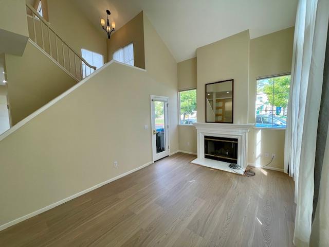 Detail Gallery Image 6 of 36 For 112 Concord Cir, Mountain View,  CA 94040 - 3 Beds | 3 Baths