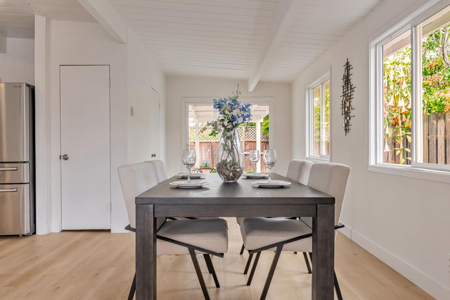 Detail Gallery Image 13 of 32 For 1725 Pierce St, San Mateo,  CA 94403 - 3 Beds | 1/1 Baths