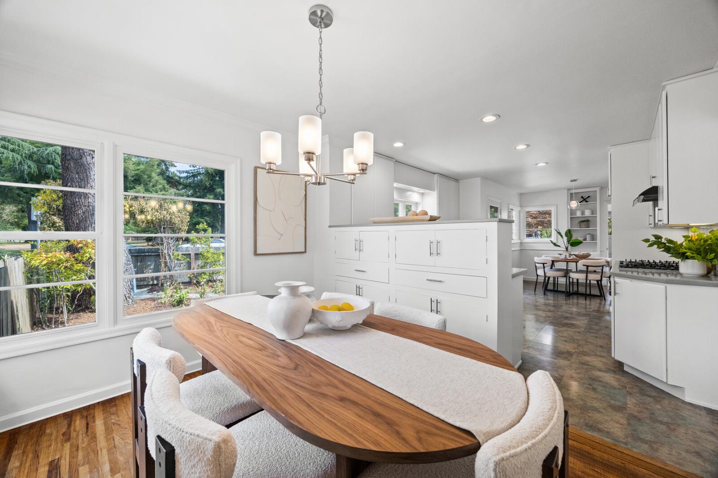 Detail Gallery Image 10 of 40 For 1711 Guinda St, Palo Alto,  CA 94303 - 3 Beds | 2/1 Baths