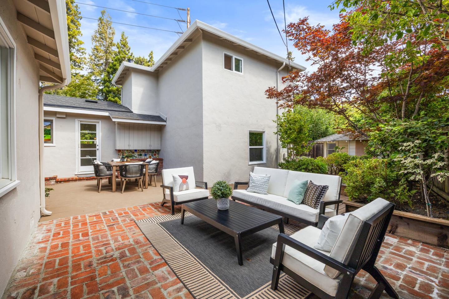 Detail Gallery Image 26 of 40 For 1711 Guinda St, Palo Alto,  CA 94303 - 3 Beds | 2/1 Baths