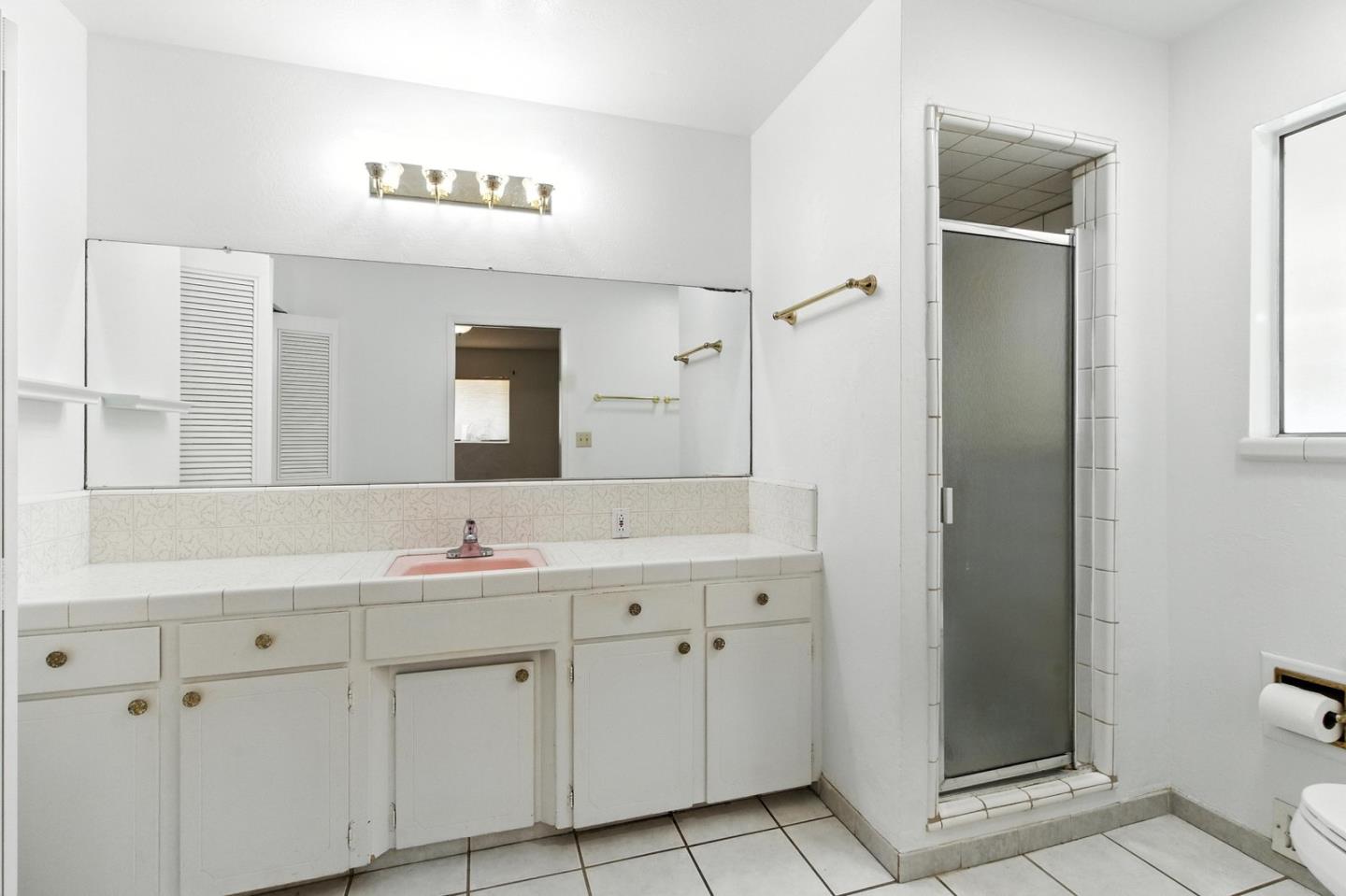 Detail Gallery Image 14 of 21 For 790 Gary St, Gilroy,  CA 95020 - 4 Beds | 2 Baths