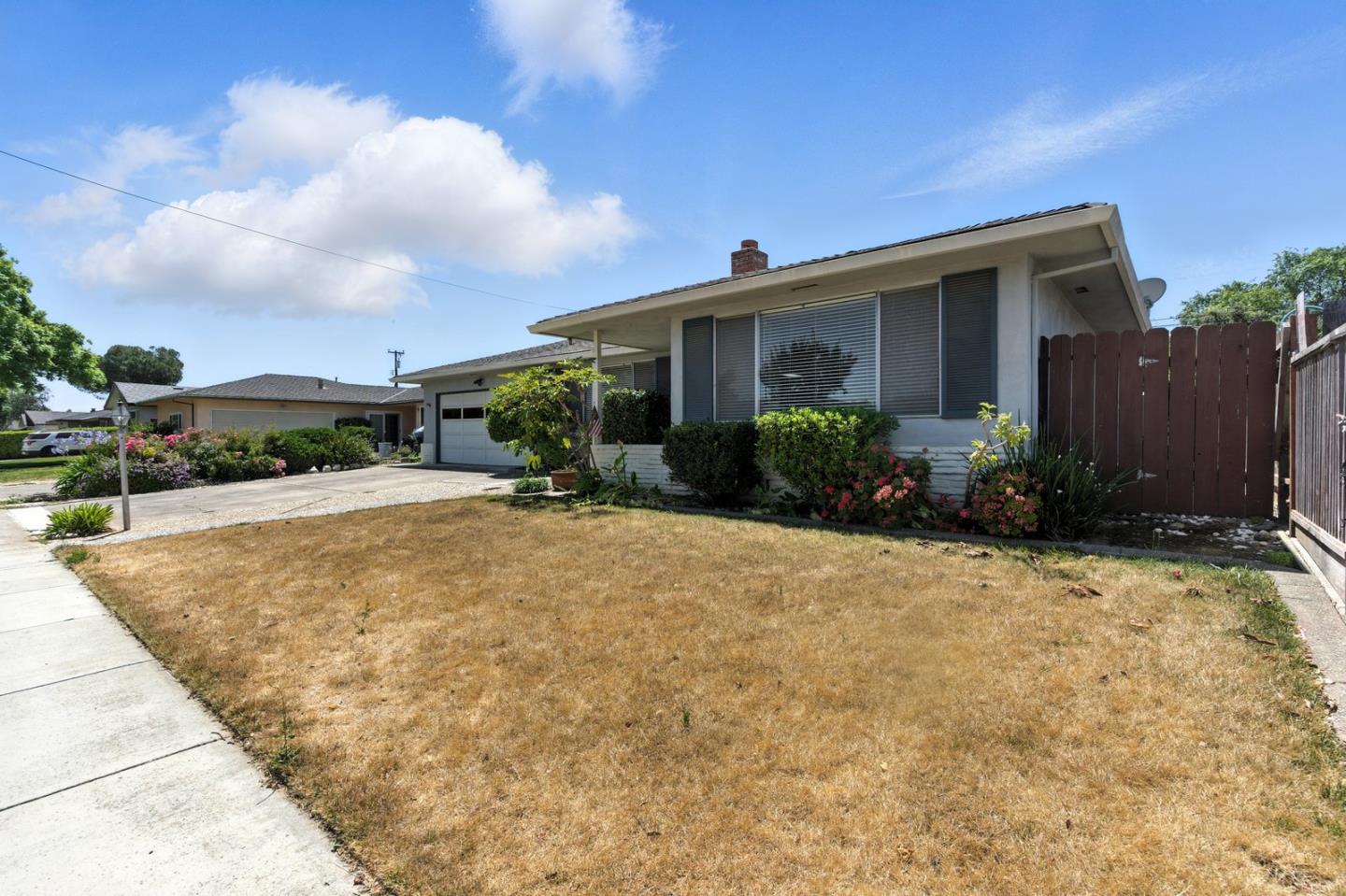 Detail Gallery Image 2 of 21 For 790 Gary St, Gilroy,  CA 95020 - 4 Beds | 2 Baths
