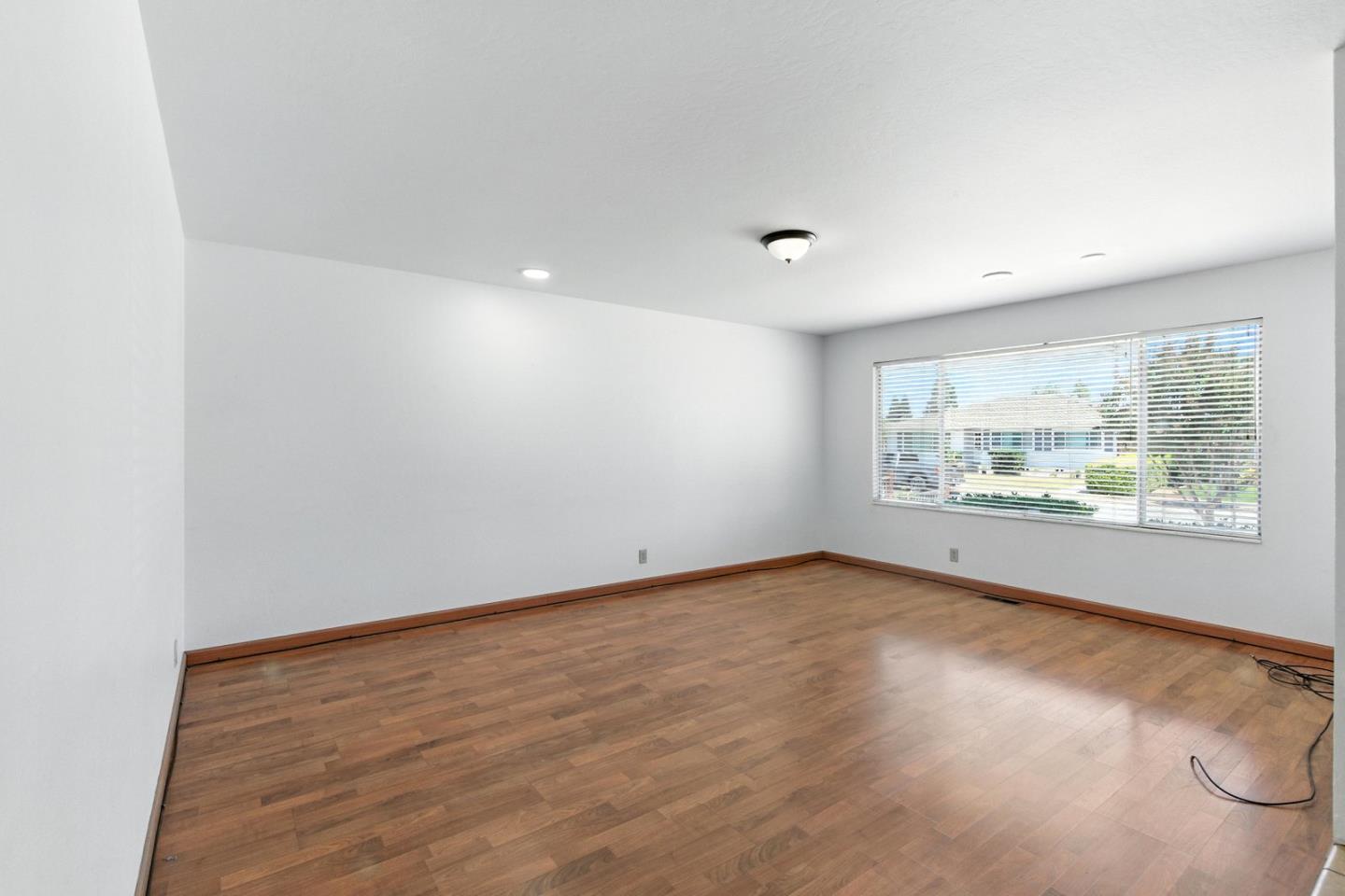 Detail Gallery Image 3 of 21 For 790 Gary St, Gilroy,  CA 95020 - 4 Beds | 2 Baths
