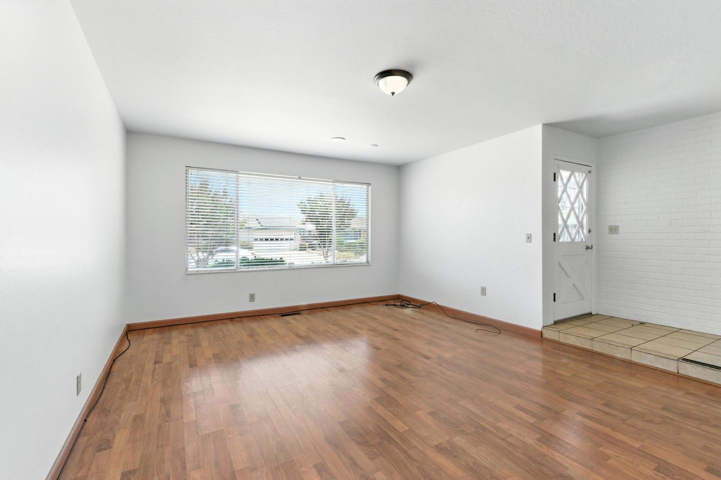 Detail Gallery Image 4 of 21 For 790 Gary St, Gilroy,  CA 95020 - 4 Beds | 2 Baths