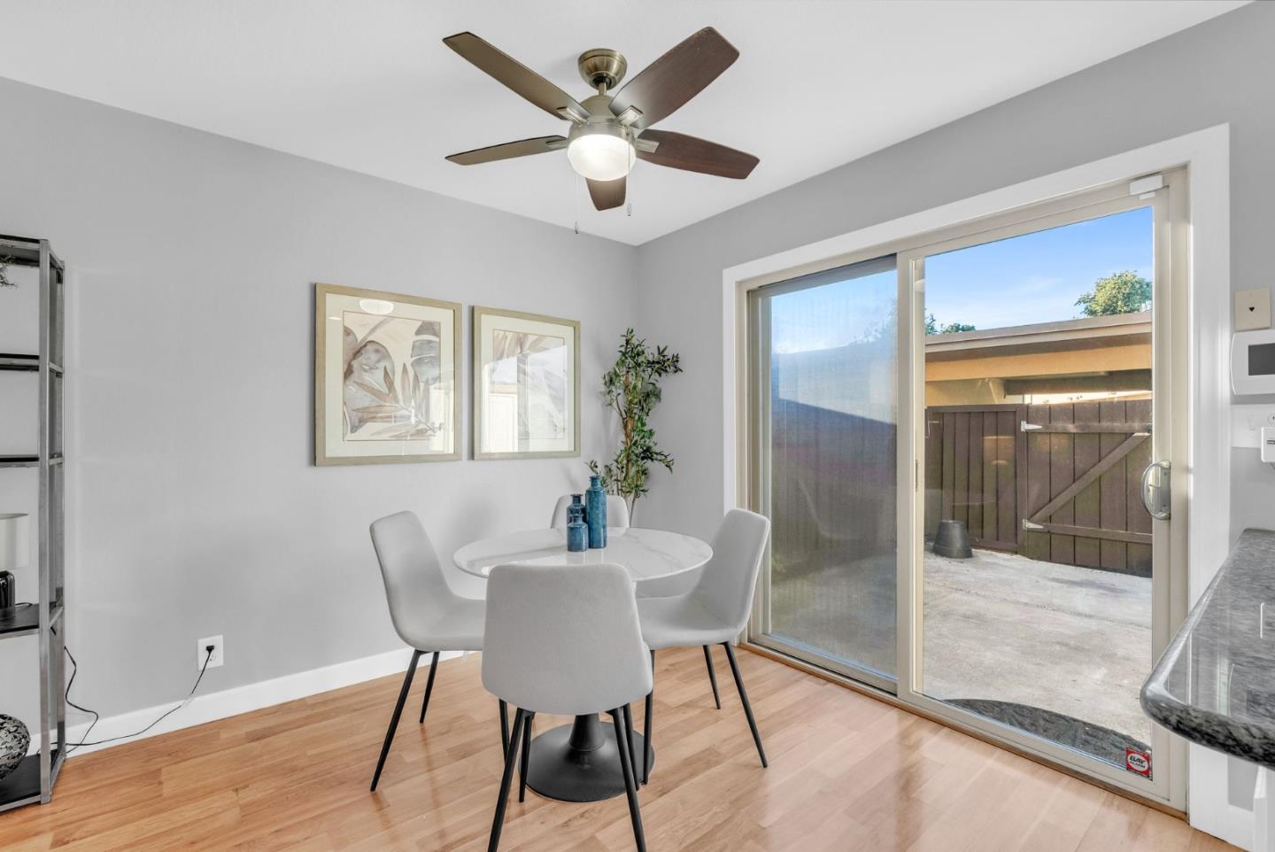 27459 Ponderosa Court, Hayward, California 94545, 2 Bedrooms Bedrooms, ,1 BathroomBathrooms,Residential,For Sale,27459 Ponderosa Court,ML82015749