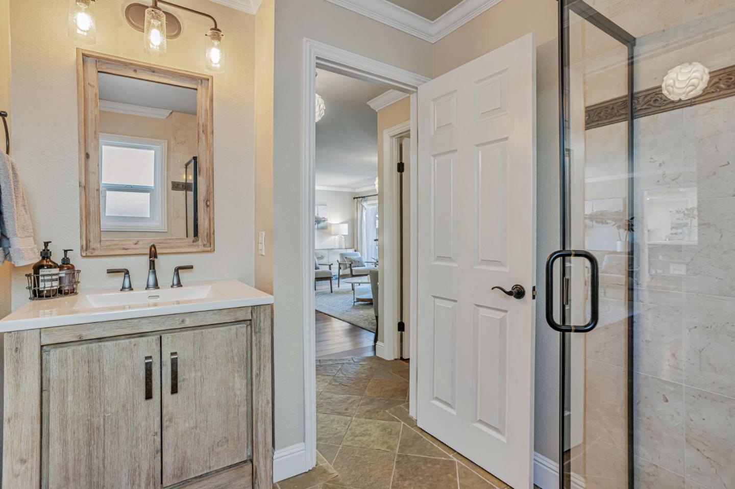 Detail Gallery Image 16 of 46 For 6749 Elwood Rd, San Jose,  CA 95120 - 5 Beds | 3 Baths