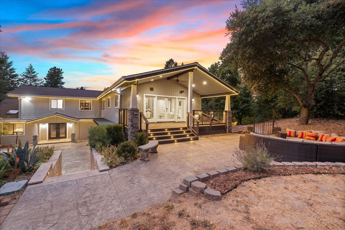 Detail Gallery Image 2 of 84 For 23435 Summit Rd, Los Gatos,  CA 95033 - 5 Beds | 3/1 Baths
