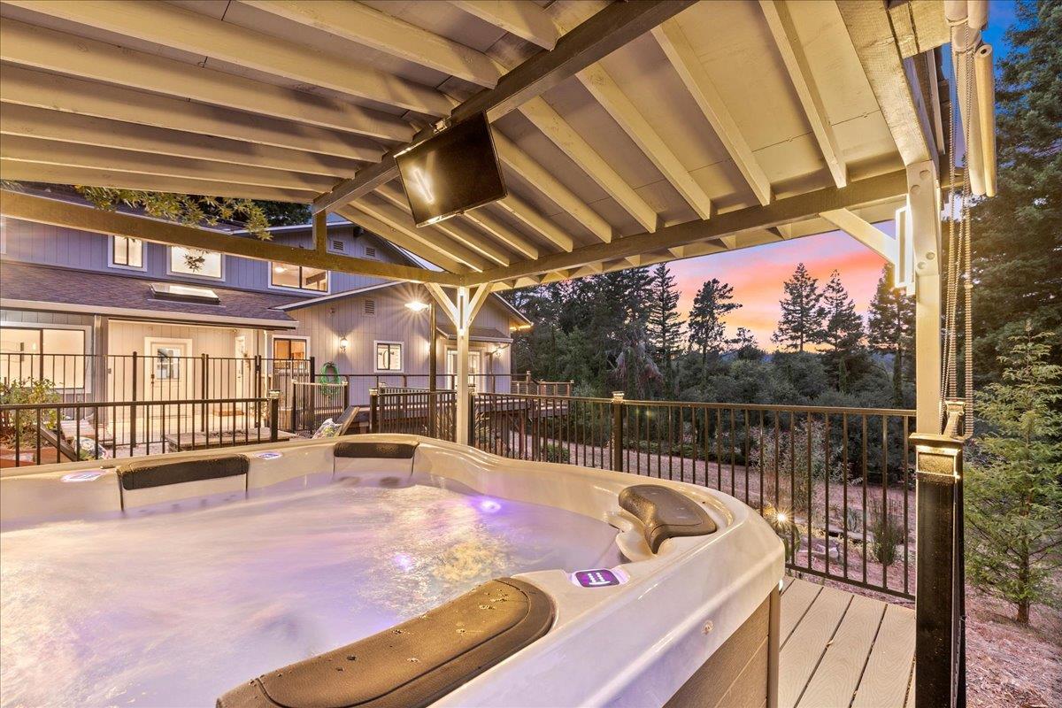Detail Gallery Image 52 of 84 For 23435 Summit Rd, Los Gatos,  CA 95033 - 5 Beds | 3/1 Baths