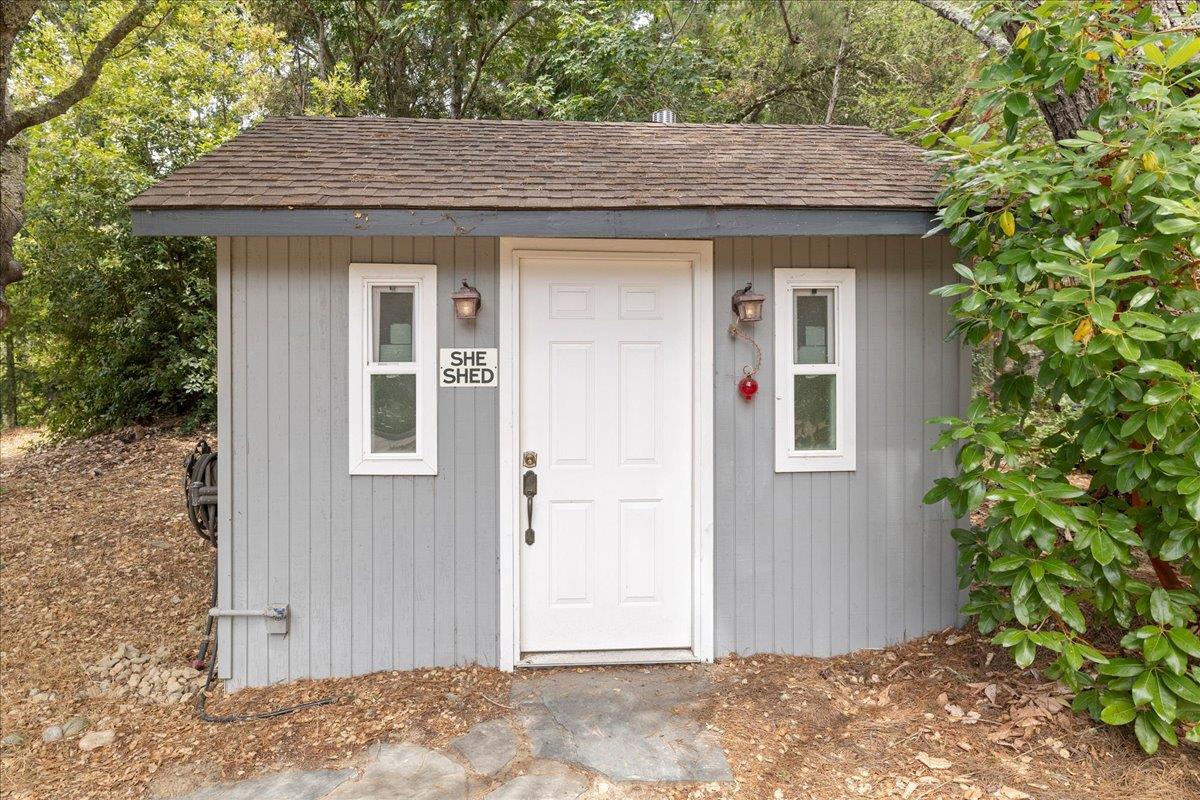 Detail Gallery Image 62 of 84 For 23435 Summit Rd, Los Gatos,  CA 95033 - 5 Beds | 3/1 Baths
