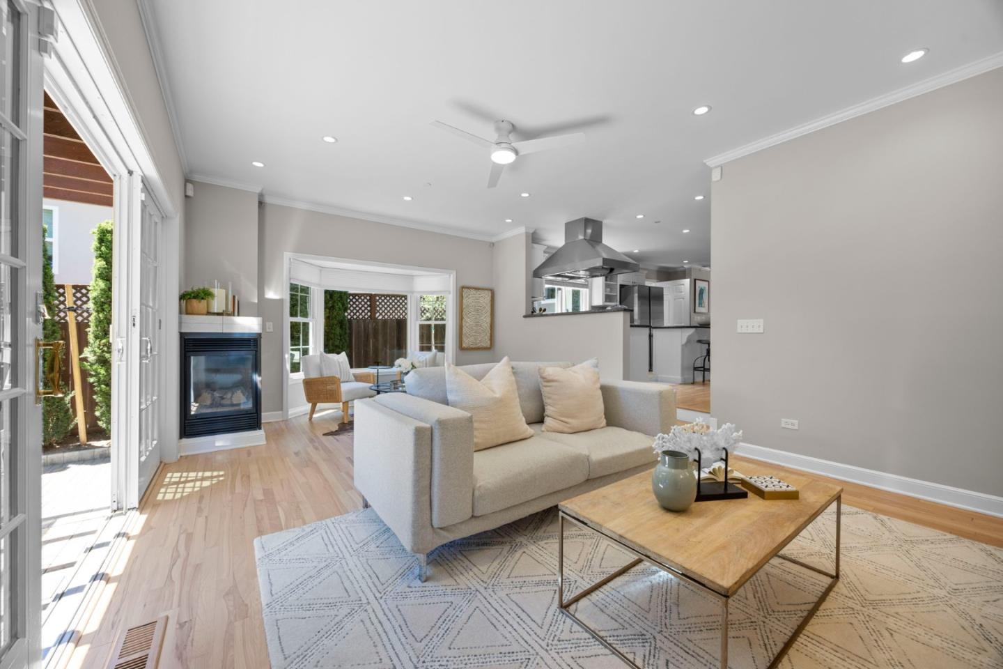 Detail Gallery Image 12 of 30 For 643 28th Ave, San Mateo,  CA 94403 - 4 Beds | 3 Baths