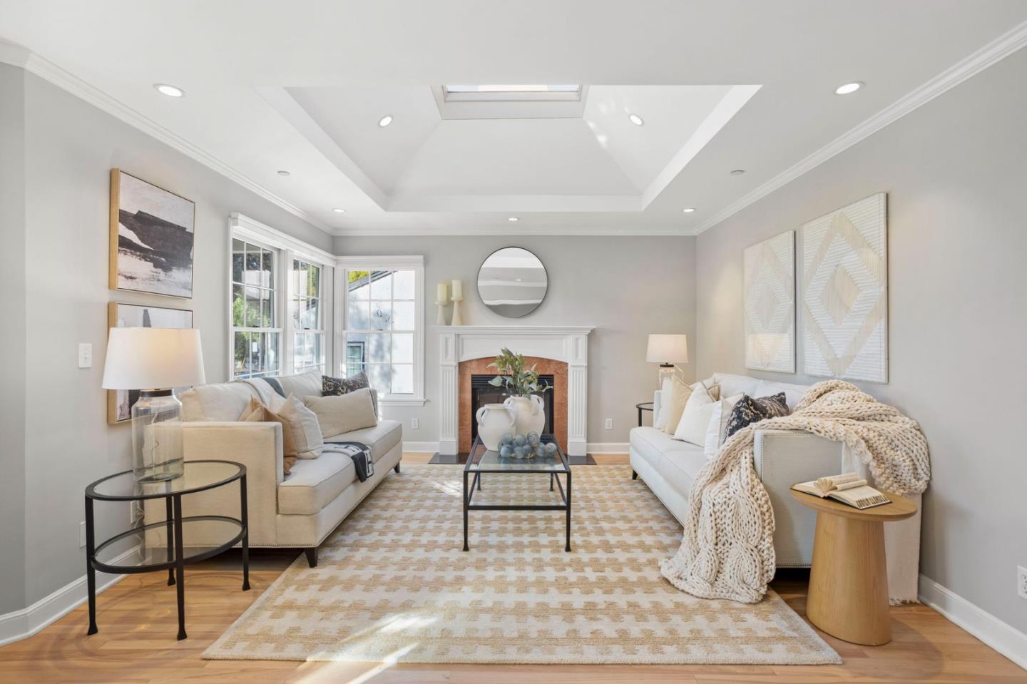 Detail Gallery Image 5 of 30 For 643 28th Ave, San Mateo,  CA 94403 - 4 Beds | 3 Baths