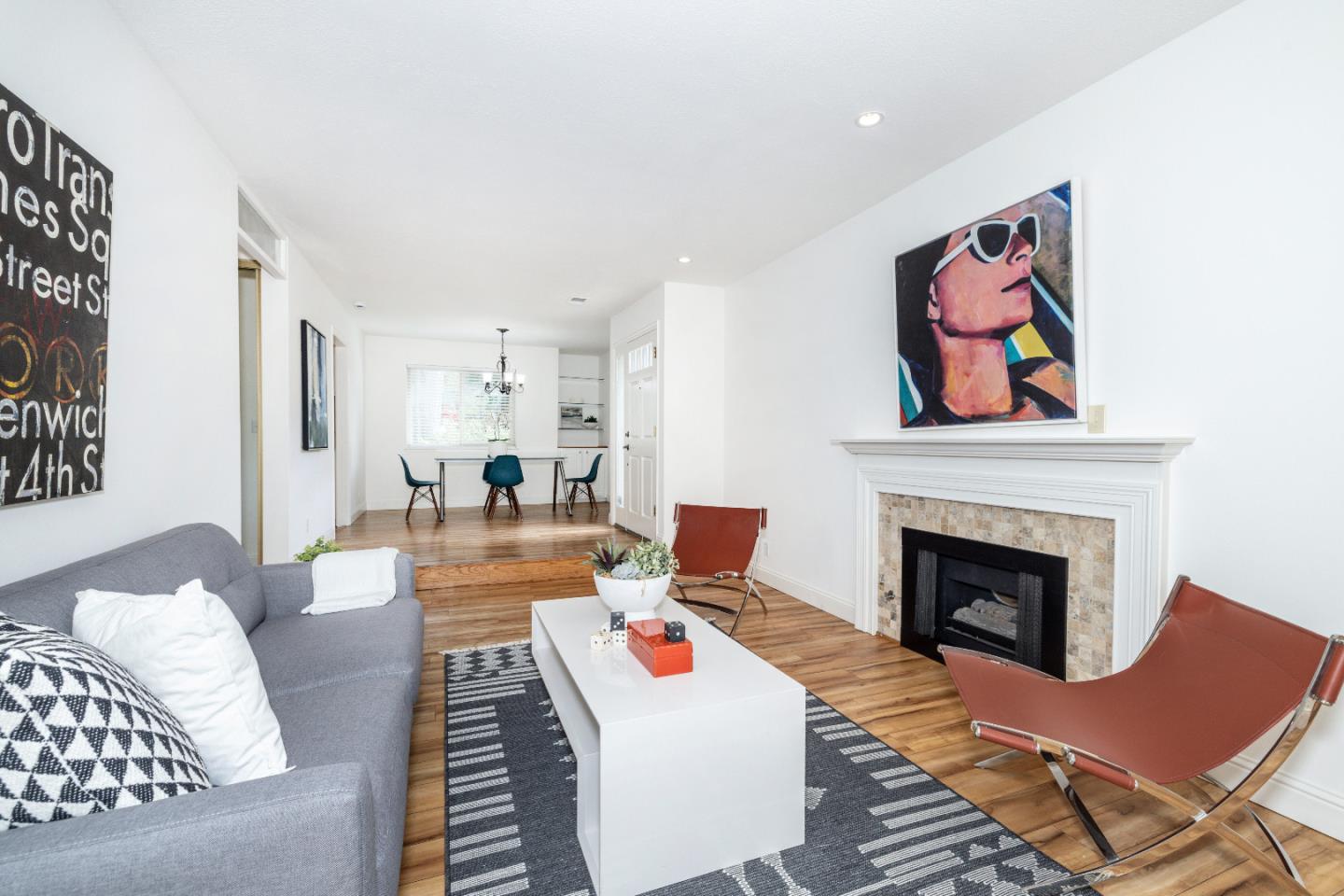 Detail Gallery Image 5 of 19 For 110 Greenmeadow Way, Palo Alto,  CA 94306 - 2 Beds | 2 Baths
