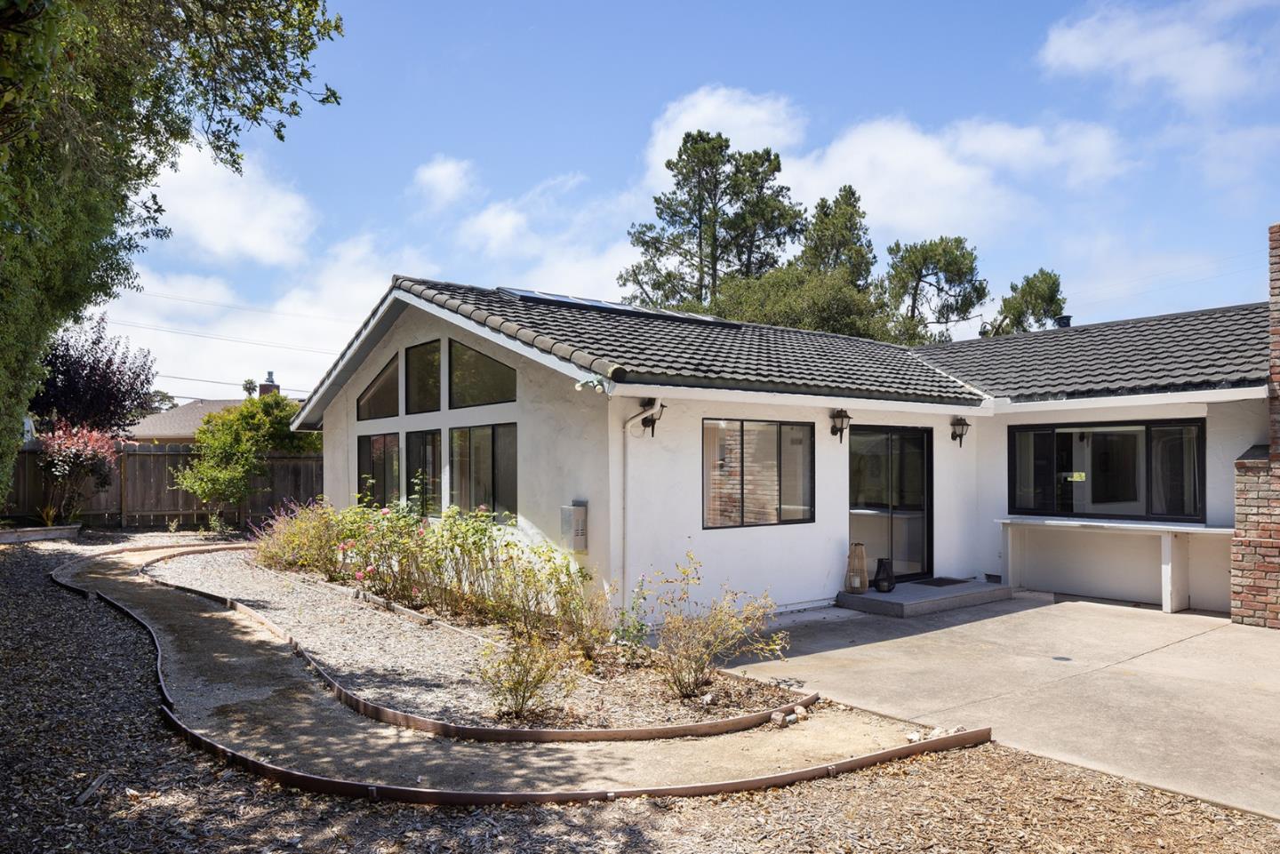 Detail Gallery Image 23 of 25 For 2161 Trapani Cir, Monterey,  CA 93940 - 4 Beds | 2 Baths