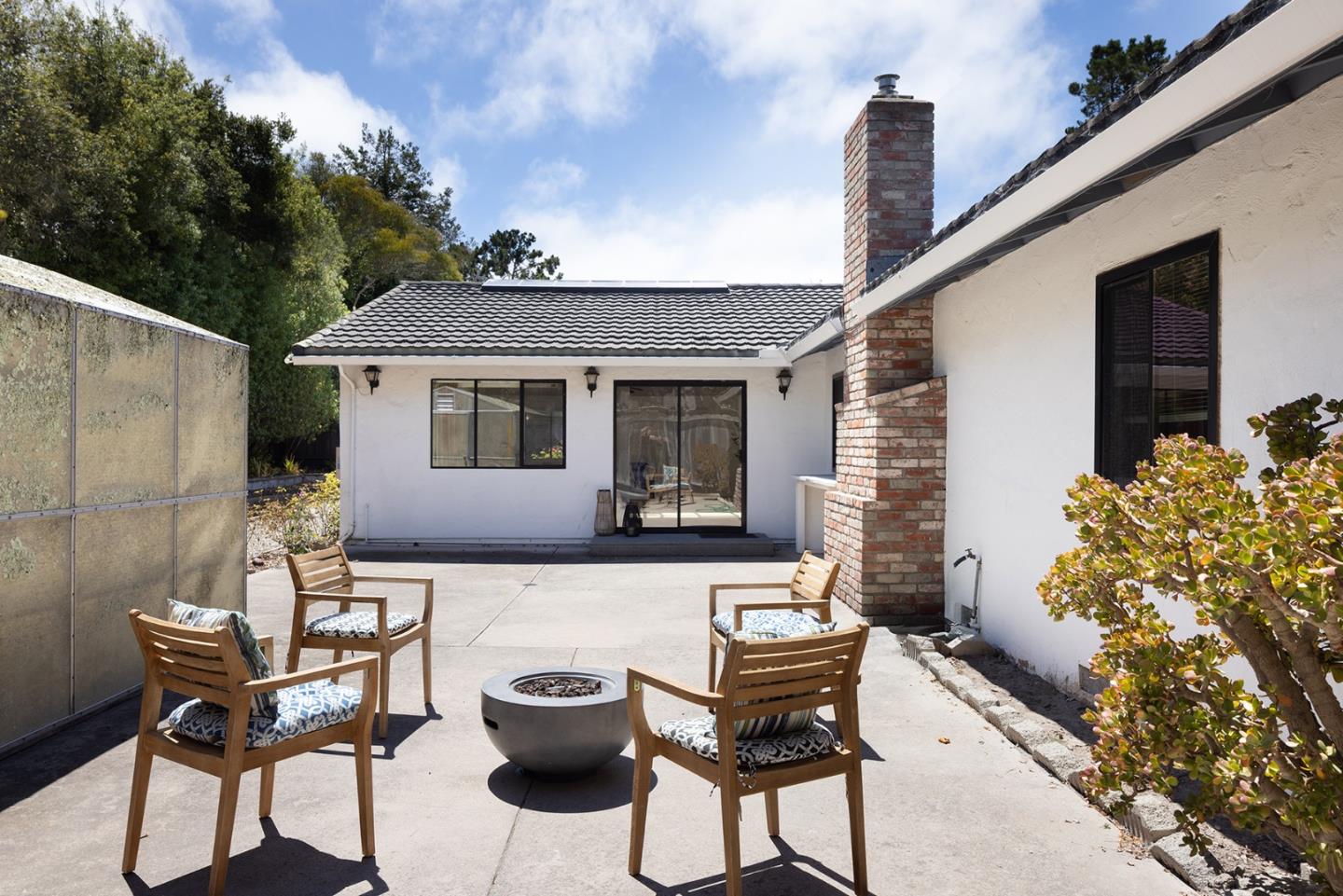 Detail Gallery Image 25 of 25 For 2161 Trapani Cir, Monterey,  CA 93940 - 4 Beds | 2 Baths