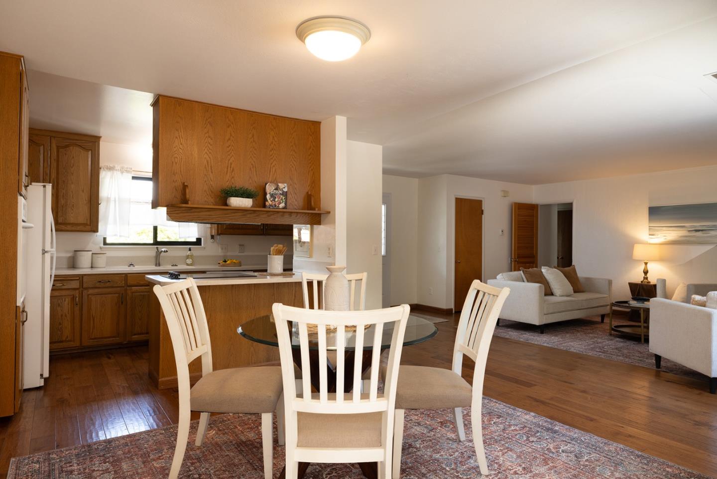 Detail Gallery Image 9 of 25 For 2161 Trapani Cir, Monterey,  CA 93940 - 4 Beds | 2 Baths