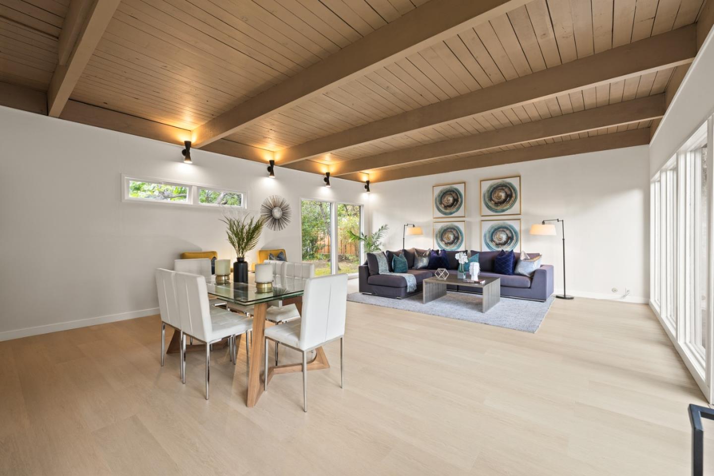 Detail Gallery Image 11 of 39 For 2396 Glen Way, East Palo Alto,  CA 94303 - 3 Beds | 1 Baths