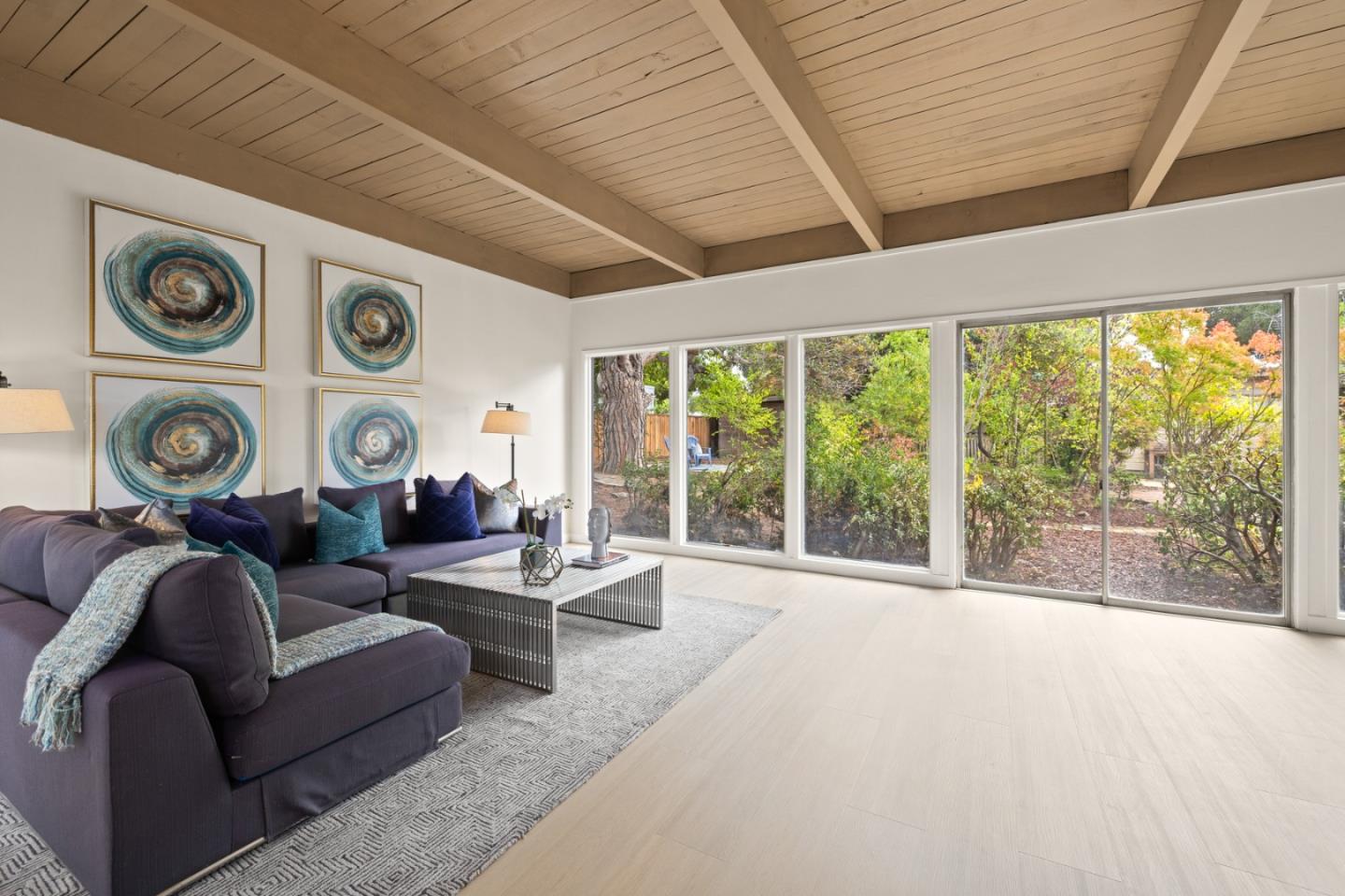 Detail Gallery Image 14 of 39 For 2396 Glen Way, East Palo Alto,  CA 94303 - 3 Beds | 1 Baths