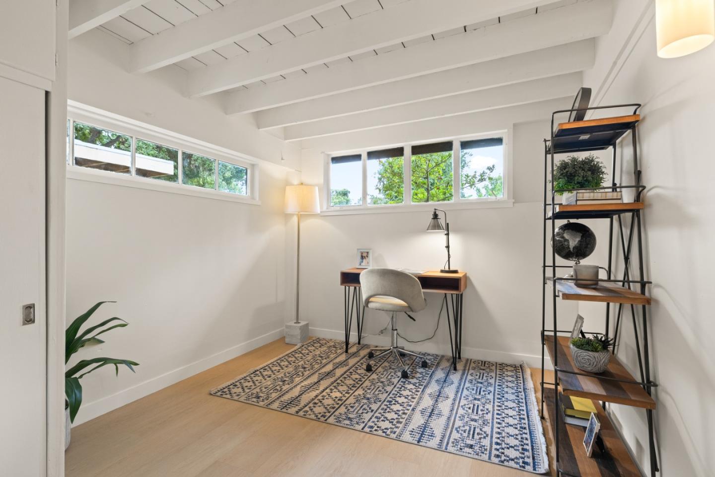 Detail Gallery Image 31 of 39 For 2396 Glen Way, East Palo Alto,  CA 94303 - 3 Beds | 1 Baths