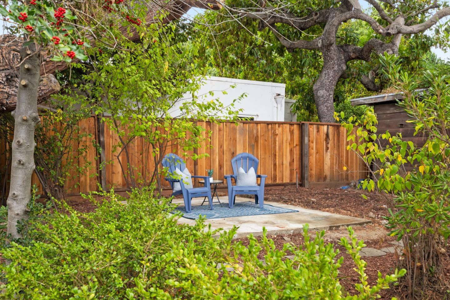 Detail Gallery Image 33 of 39 For 2396 Glen Way, East Palo Alto,  CA 94303 - 3 Beds | 1 Baths