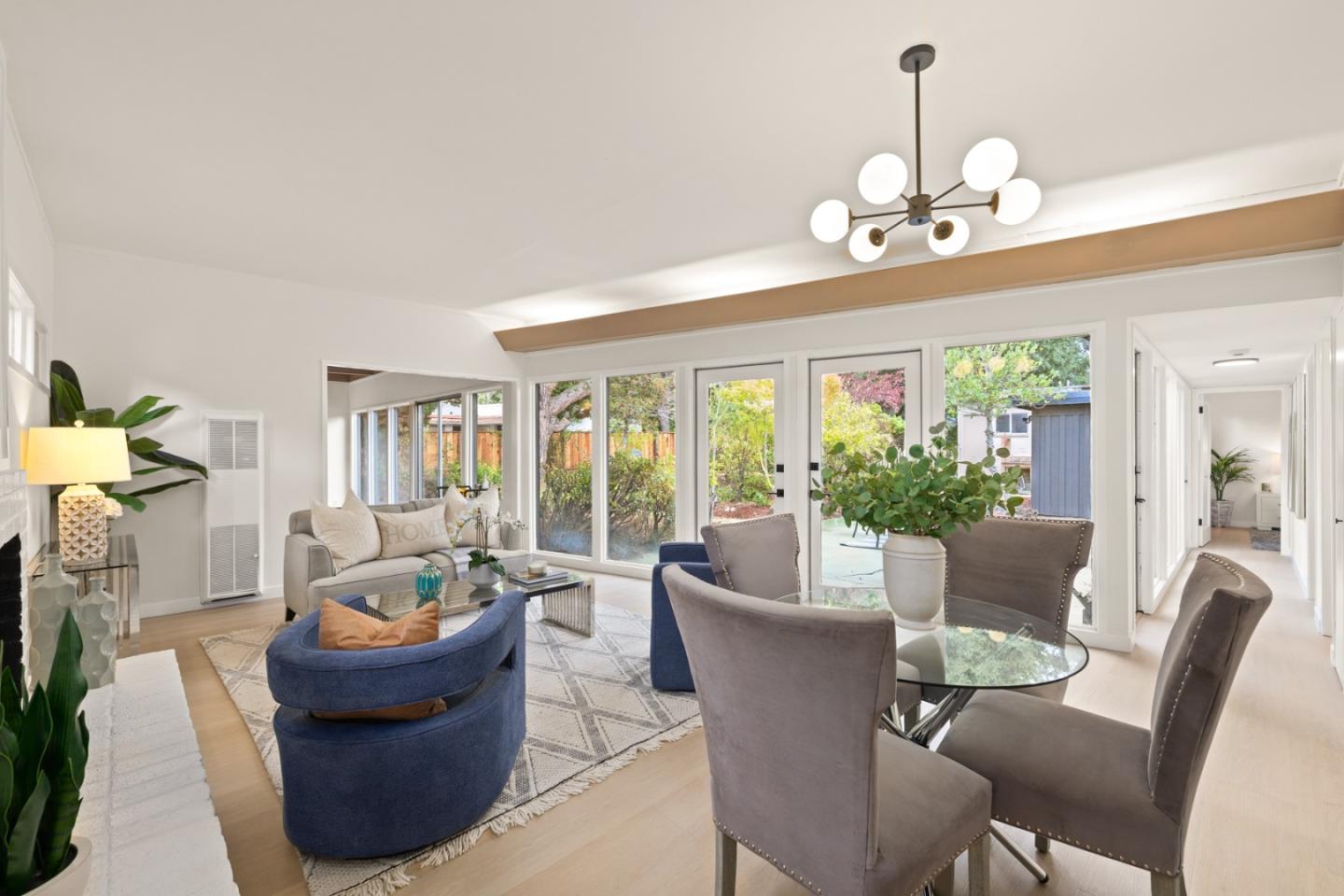 Detail Gallery Image 8 of 39 For 2396 Glen Way, East Palo Alto,  CA 94303 - 3 Beds | 1 Baths