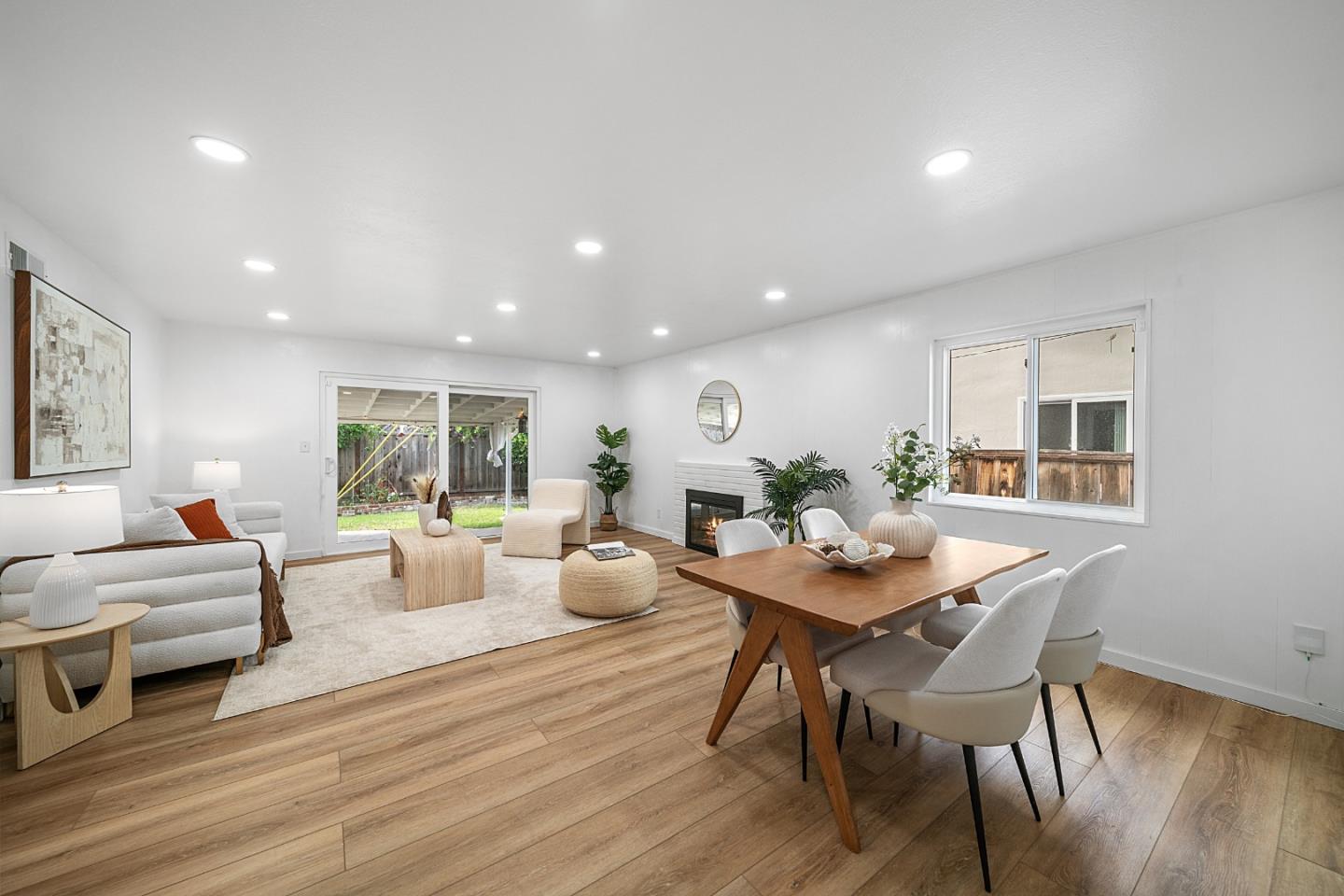 Detail Gallery Image 13 of 40 For 857 Peach Ave, Sunnyvale,  CA 94087 - 3 Beds | 2 Baths